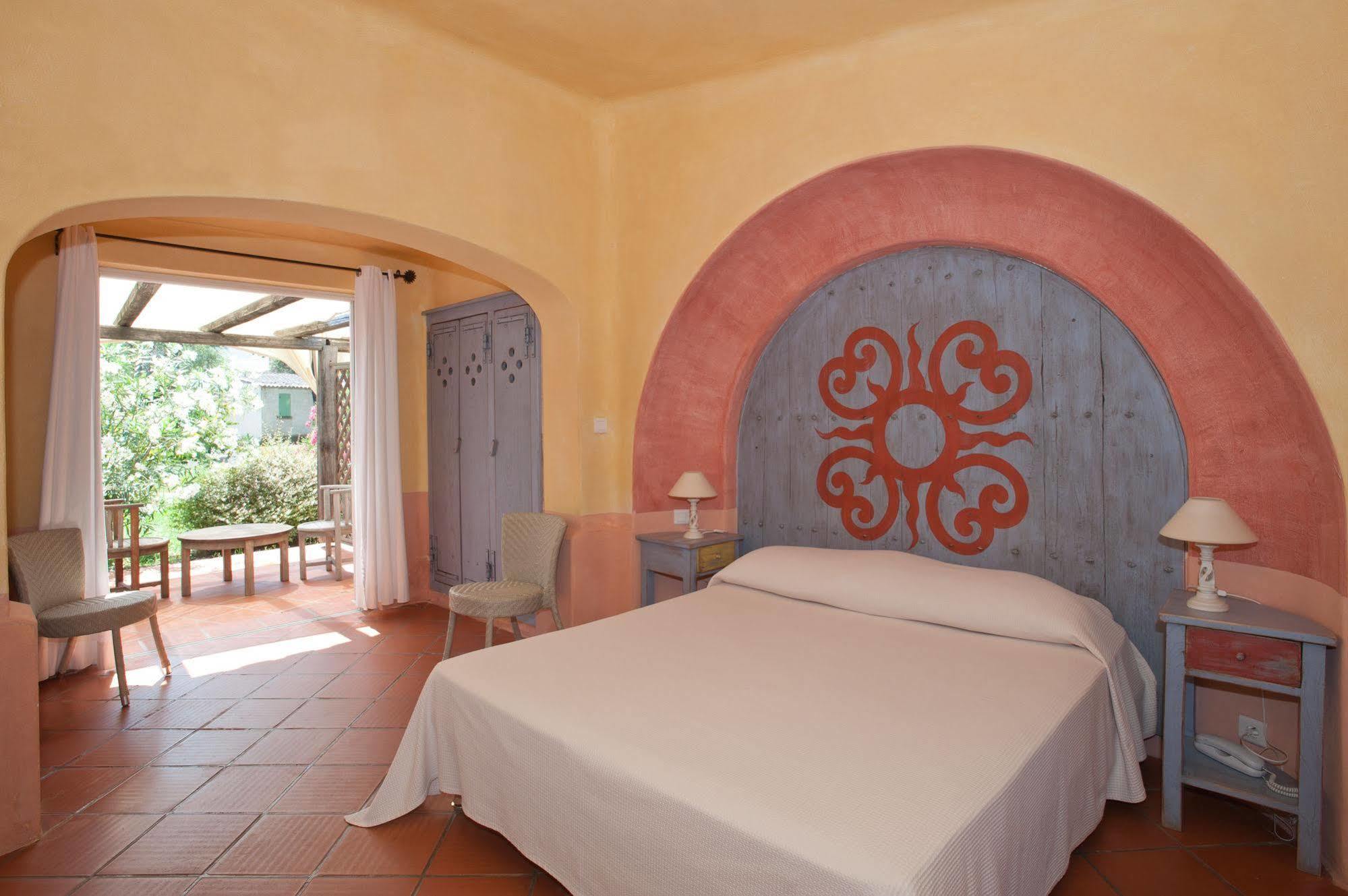 Hotel Domaine De Caranella Porto Vecchio Esterno foto