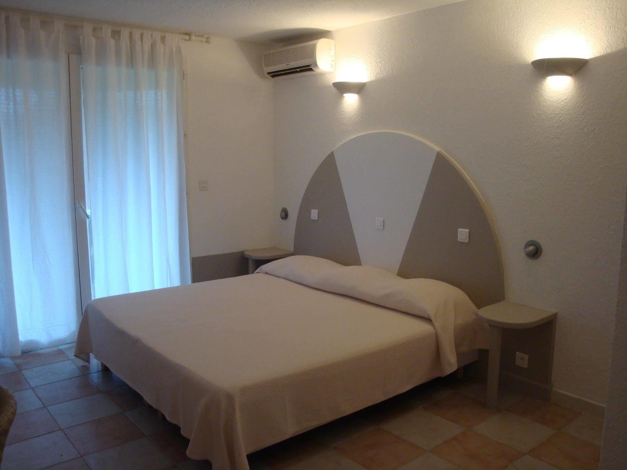 Hotel Domaine De Caranella Porto Vecchio Esterno foto